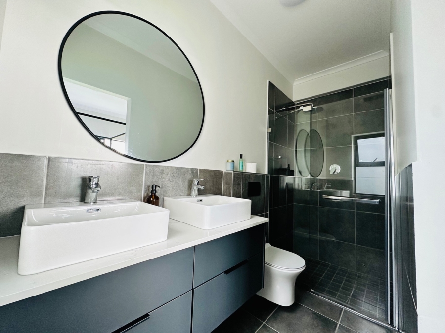 3 Bedroom Property for Sale in Sandown Western Cape